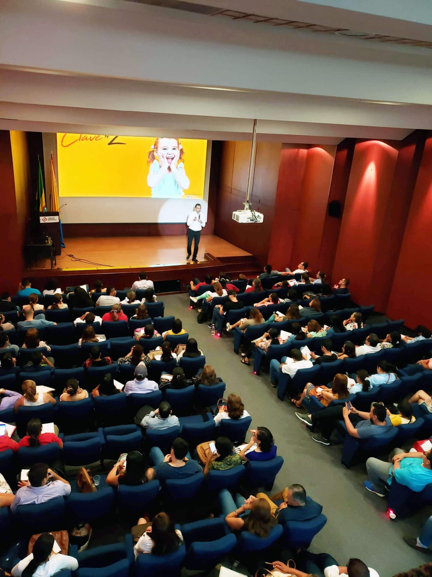 Jack Alvarado — Entrenamiento corporativo en vivo